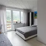 U Podnoza Kotarza 3*
