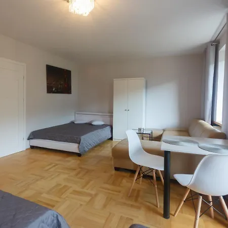 U Podnoza Kotarza 3*