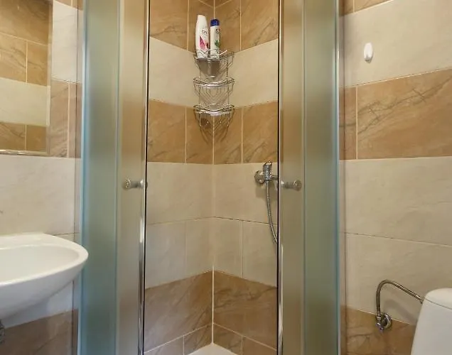 U Podnoza Kotarza ברנה