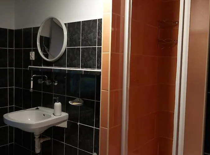 U Podnoza Kotarza 3*